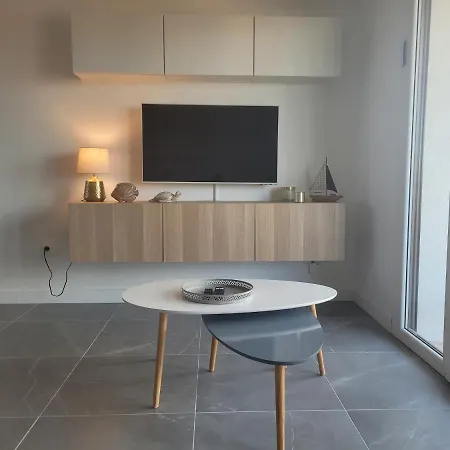 Apartment Le Standing - Raphael - Parking - *
